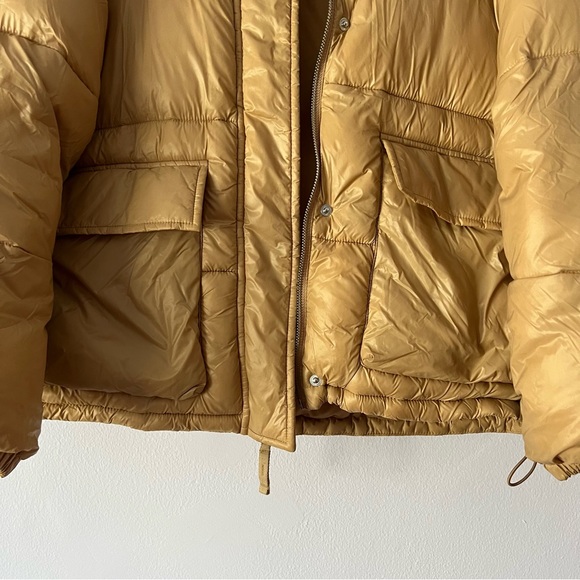 Abercrombie & Fitch Oversized Utility Puffer Jacket Light Brown - Picture 5 of 15